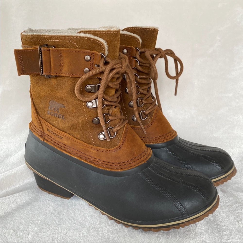 Sorel Women's Winter Fancy Lace II Boot Mid Calf size 8